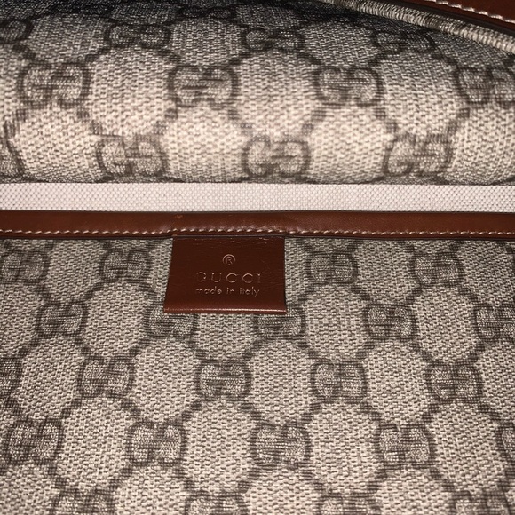 💯Authentic Gucci monogram canvas GGmessenger bag. - Picture 5 of 8